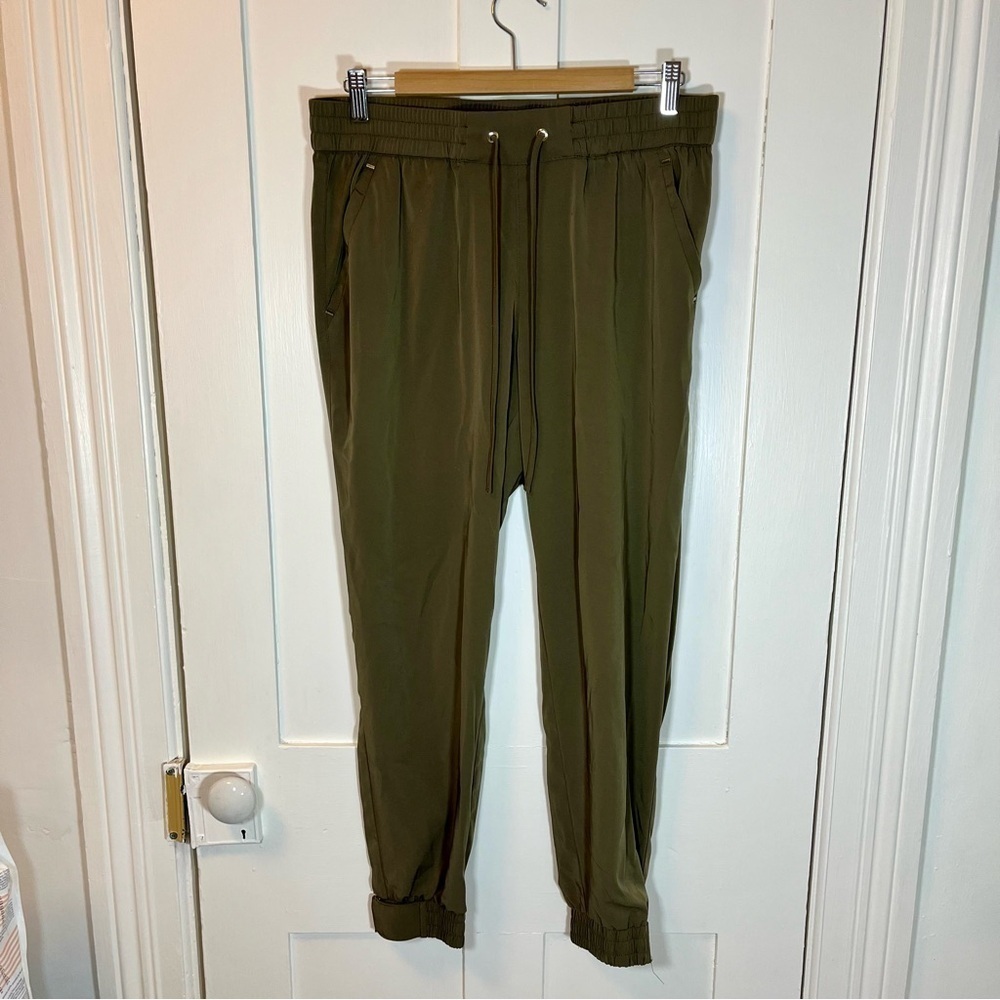 Dynamite green joggers